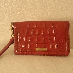 Brahmin wristlet Glossy Red